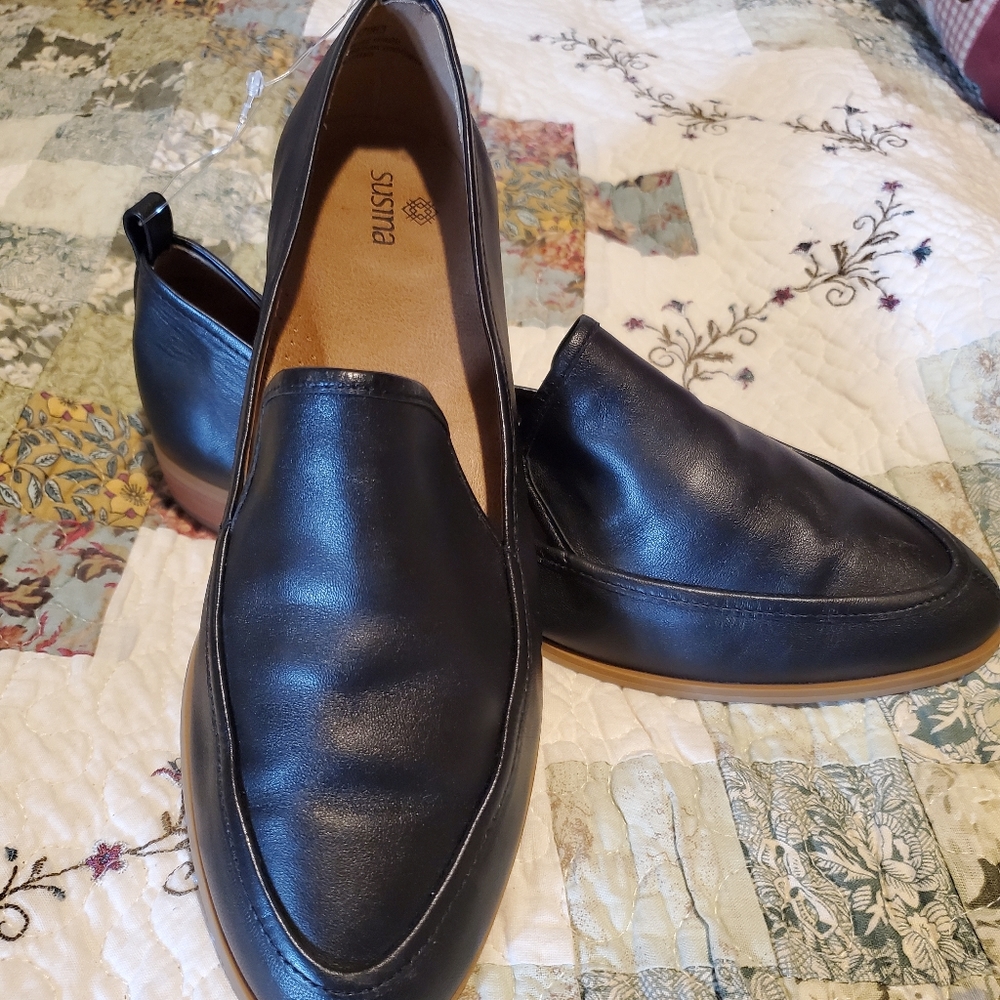 Susina Kellen Almond Teo Loafer